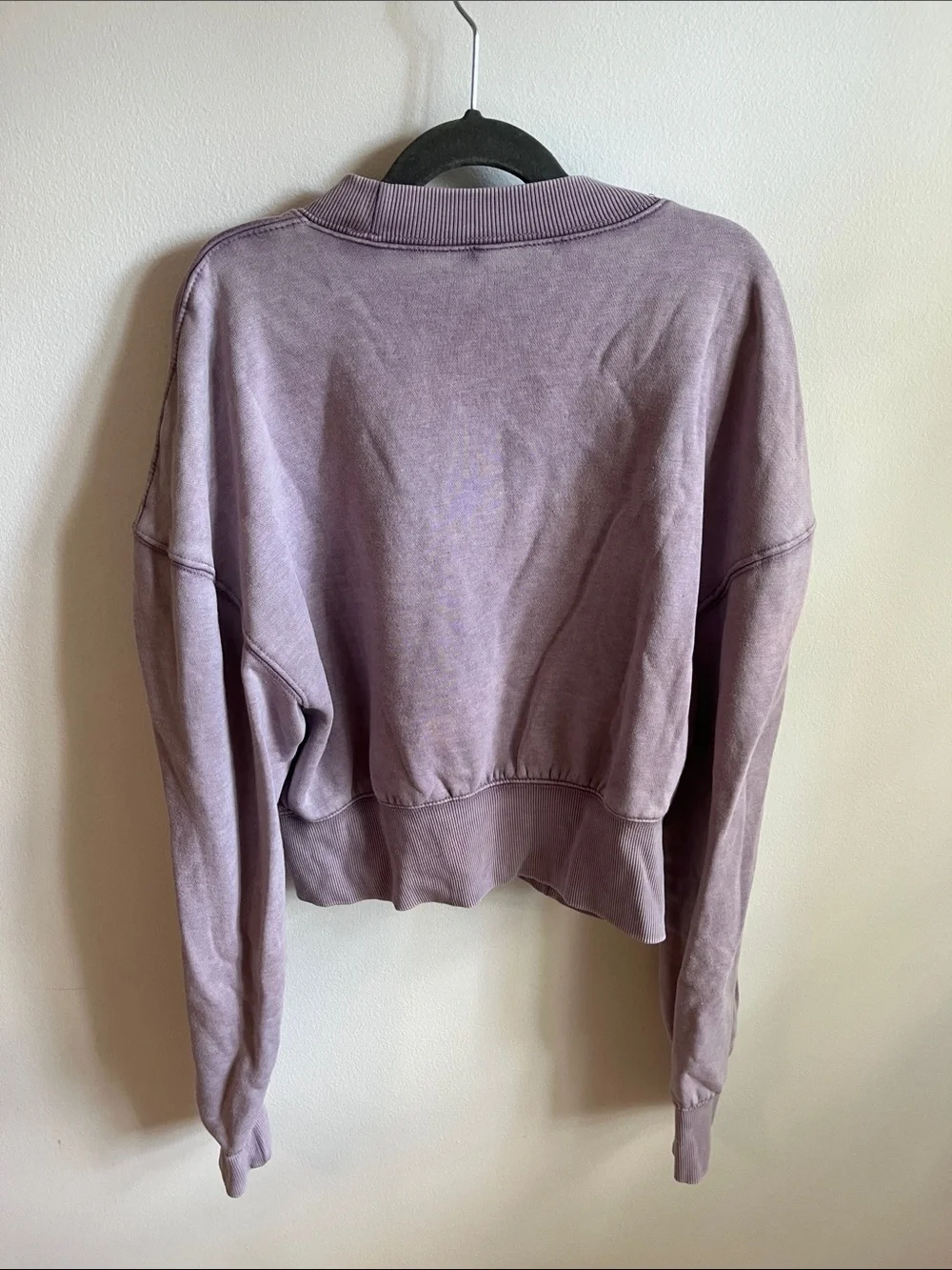 Cropped Mauve Crewneck Sweatshirt - Picture 2 of 2